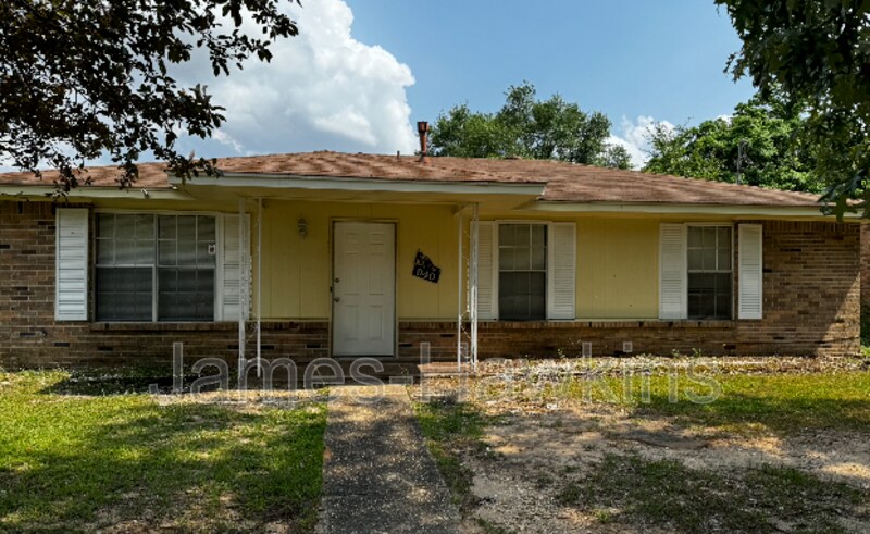 Foto principal - 940 Pebblebrook Dr
