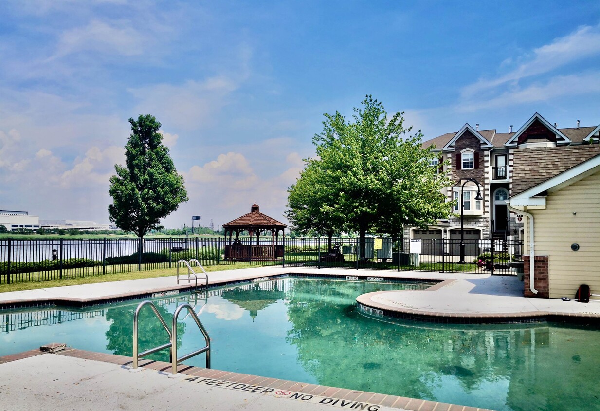 Primary Photo - 25 MALLARD Pl