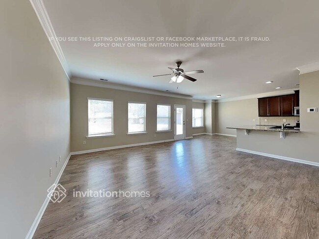 Foto del edificio - 856 Blind Brook Cir