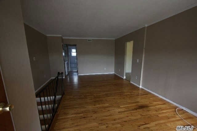 Building Photo - 307 Artist Lake Dr