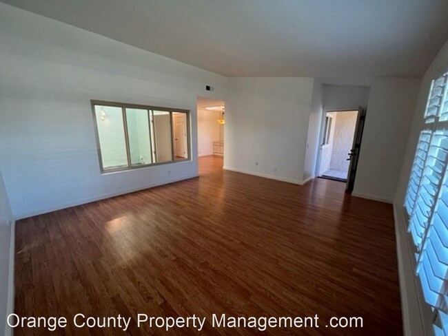 Building Photo - 2 br, 2 bath House - 8855 Sutter Circle #515B