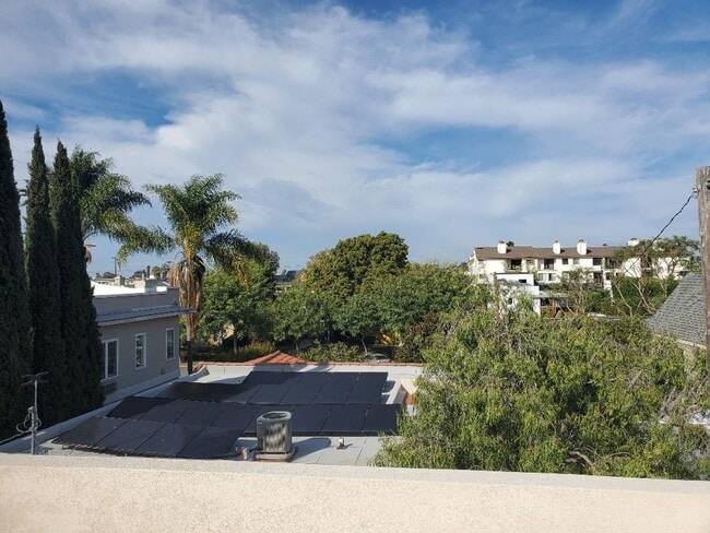 Foto del edificio - 1 Bedroom - 1 Bathroom in Beautiful Hillcrest