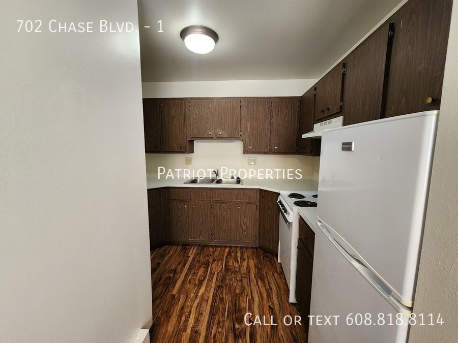 Primary Photo - 1 bedroom/ 1 bath apartment in Sun Prairie...