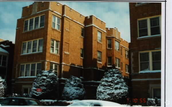 Building Photo - 11207-11215 King Dr