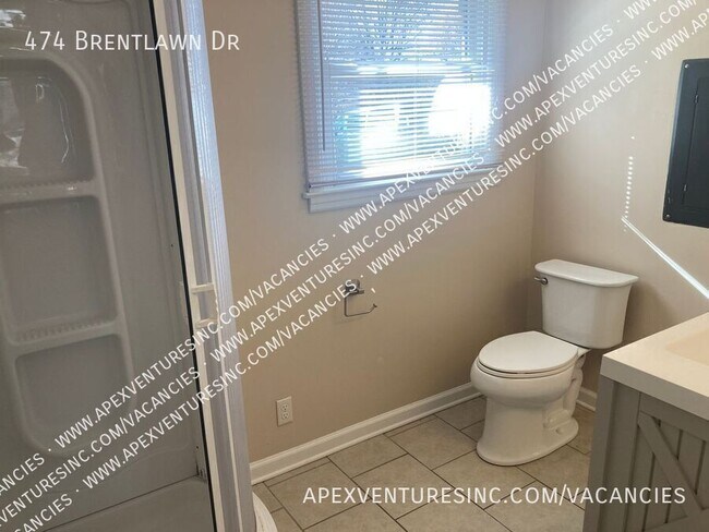 Foto del edificio - 474 Brentlawn Dr
