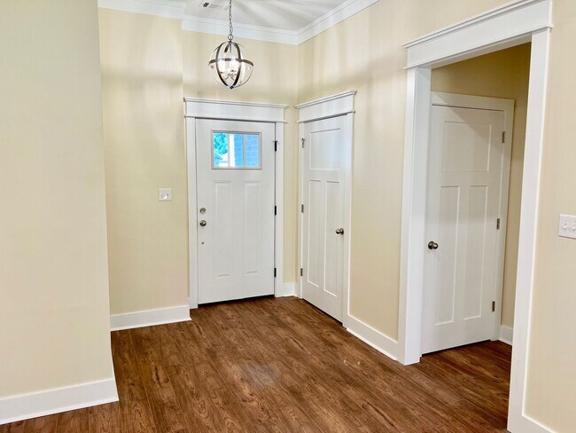 Foto del edificio - FOR Rent – 3 Bedroom, 2 Bath!