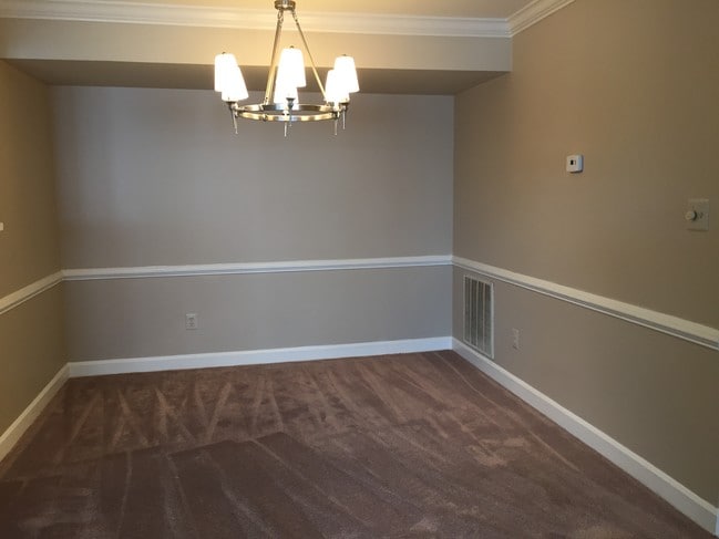 Building Photo - 8311 Bluebird Way