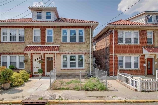 Foto principal - 605 Columbia Ave