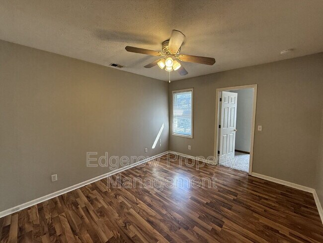 Foto del edificio - 1323 Broadway Ave NW