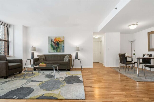 Foto del edificio - 330 River St