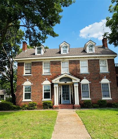 Foto del edificio - 5222 Columbia Ave