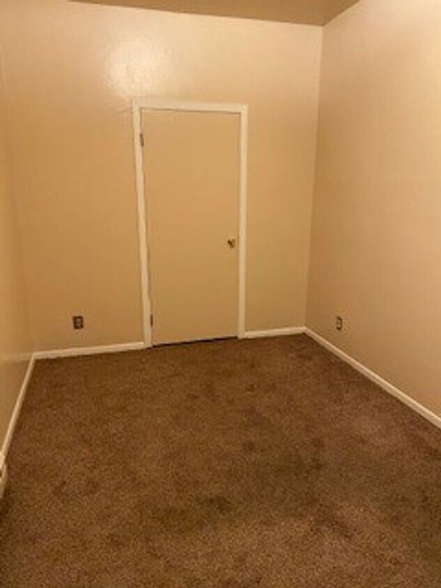 Foto del interior - 19 E State St. 10 Unit