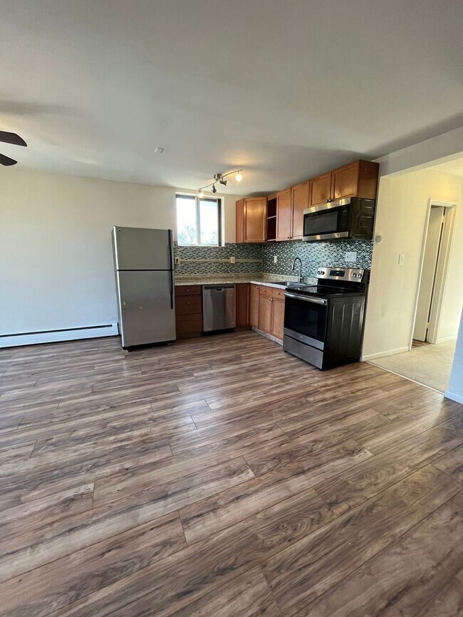 Building Photo - Beautiful 2 Bedroom 1 Bath in Glenolden