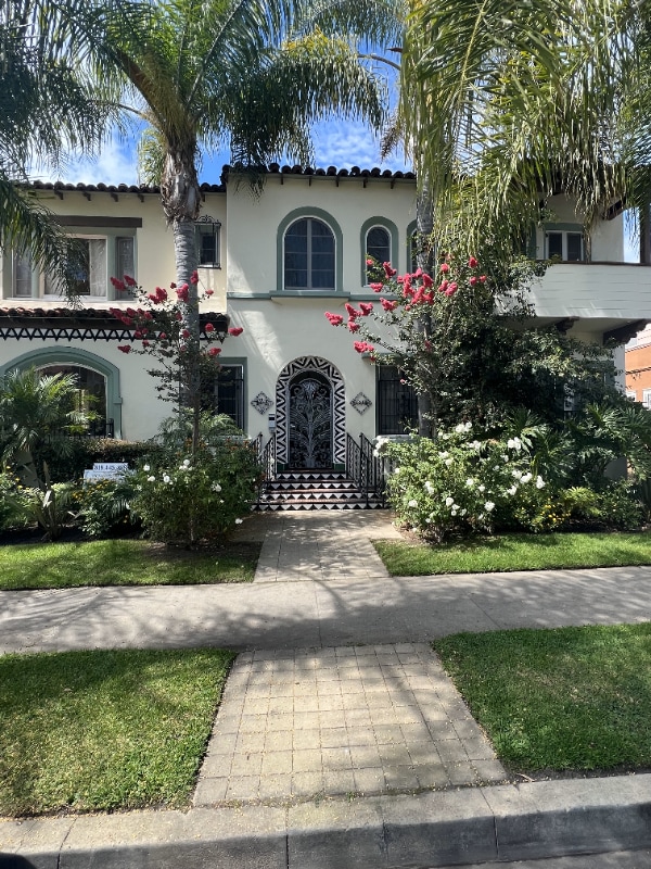 Foto principal - 325 Cochran Ave