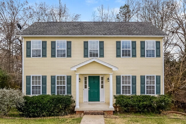 Building Photo - 213 Sedge Meadow Dr