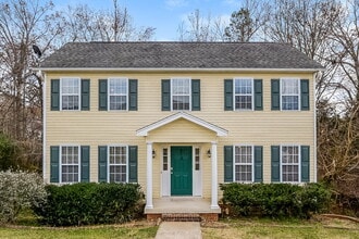 Building Photo - 213 Sedge Meadow Dr