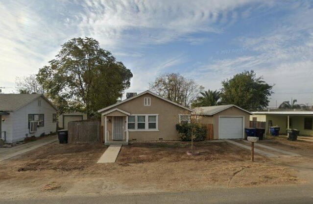 Foto principal - 719 E Ivy St
