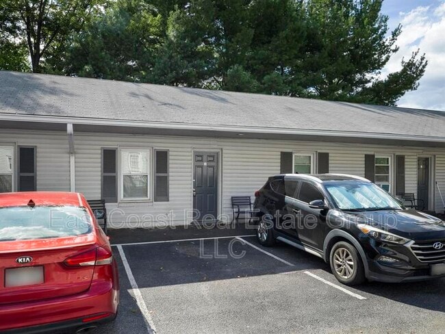 Building Photo - 13628 Pennsylvania Ave