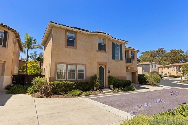 Building Photo - 11370 W San Raphael