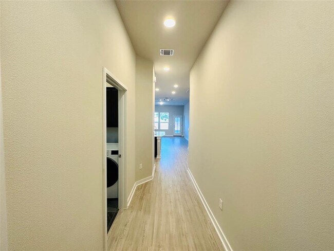 Foto del edificio - 1304 Limelight Ln