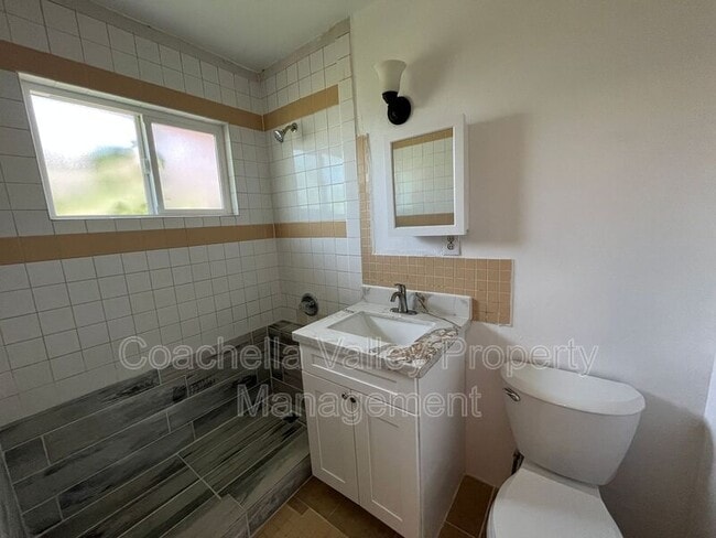 Foto del edificio - 85171 Bagdad Ave