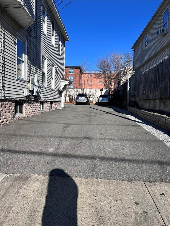 Foto del edificio - 111 Burnett St