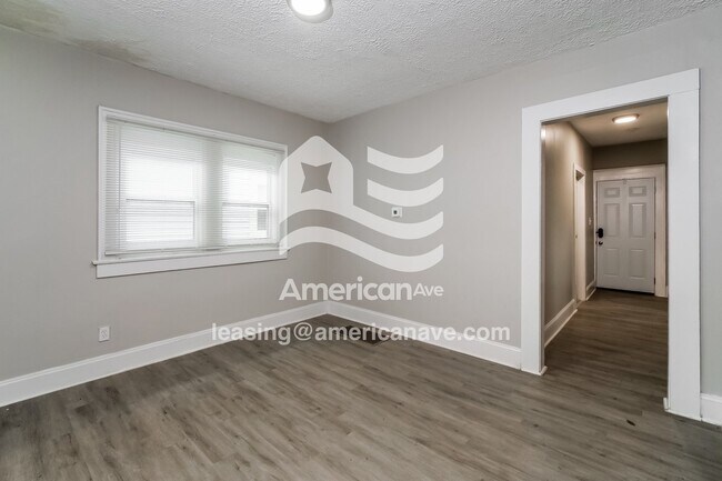 Building Photo - 725 N Bosart Ave