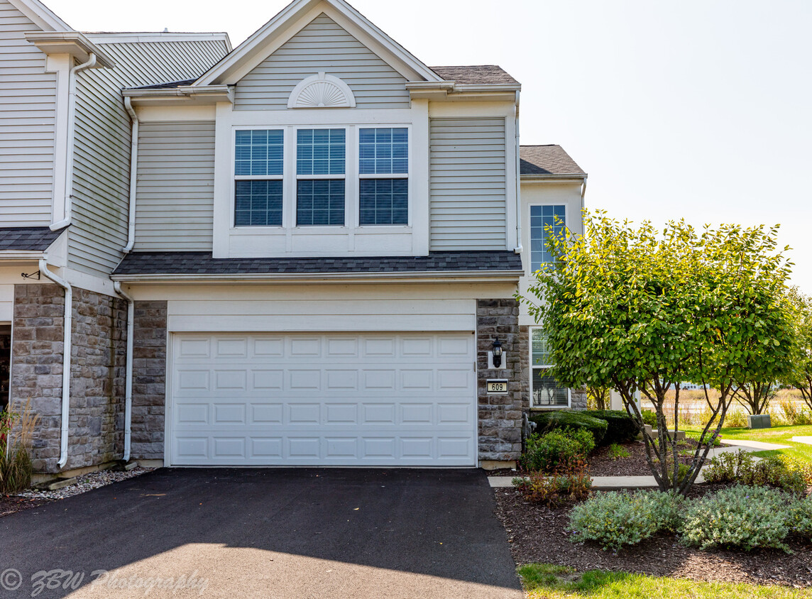 Primary Photo - 609 Hawley Dr
