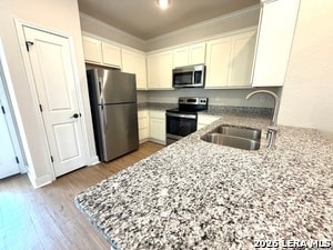 Building Photo - 10214 Lynwood Vlg