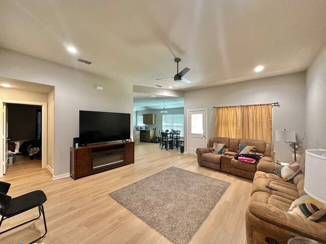 Building Photo - Coming Soon: Charming 1-Story 4 Bedroom Ho...