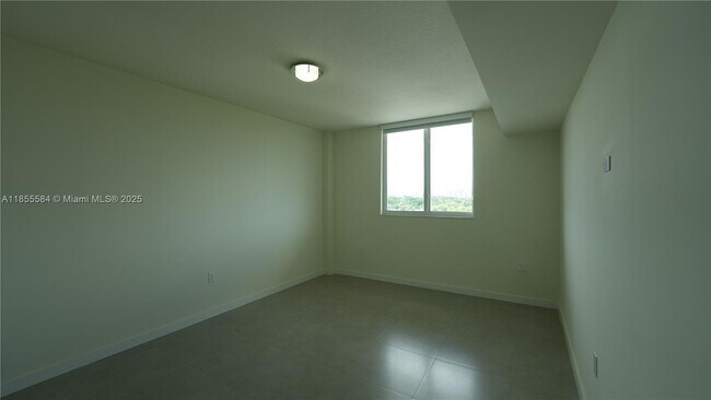 Foto del edificio - 729 NW 2nd St