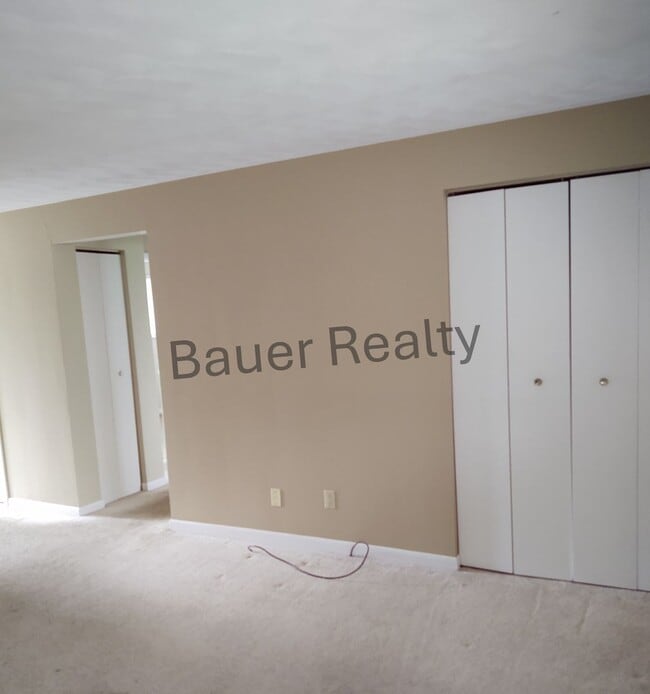 Building Photo - dc1149