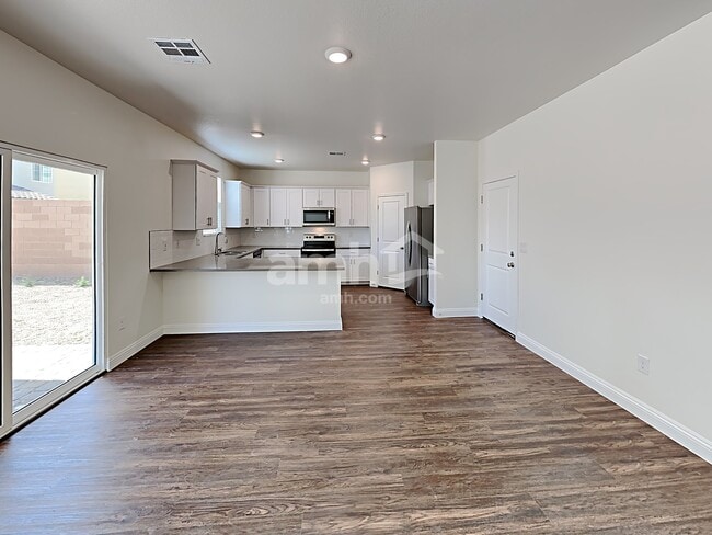 Building Photo - 707 Sienna Rising Dr