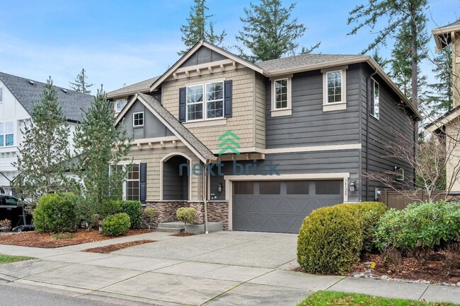 Building Photo - 5 BED & 3.5 BATH FOR RENT