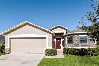 Building Photo - 8179 Woodvine Cir