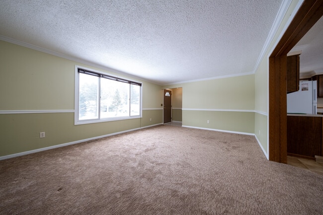 Building Photo - 408 Edgar Pl