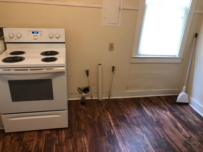 Foto del edificio - 1120 Oakwood Ave NW