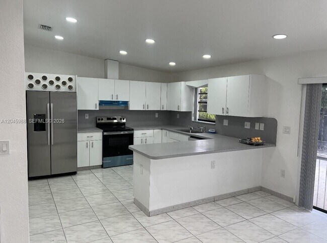 Building Photo - 11461 SW 193rd St