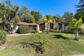 Building Photo - 804 Pennsylvania Way