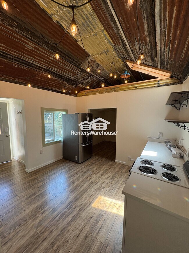 Foto del edificio - 1053 S Southern St