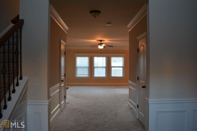 Building Photo - 651 Summerstone Ln