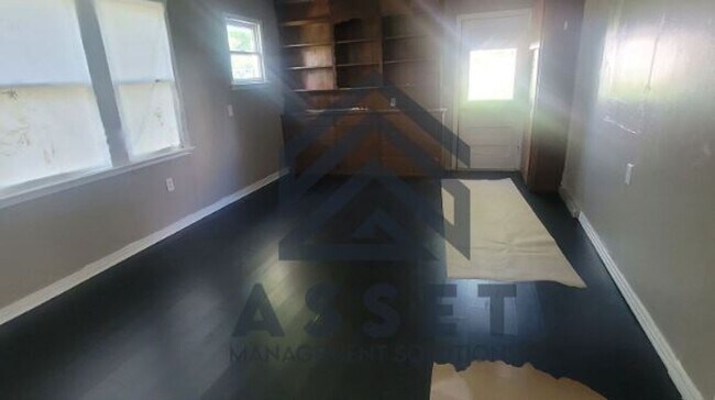 Foto del edificio - Cute 4 bedroom House