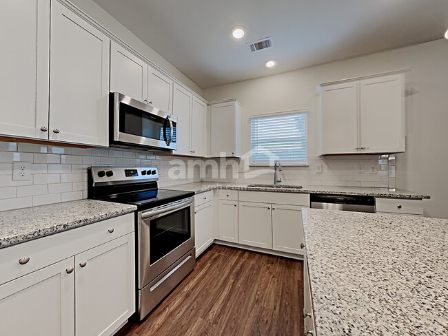 Foto del edificio - 288 Camp dr