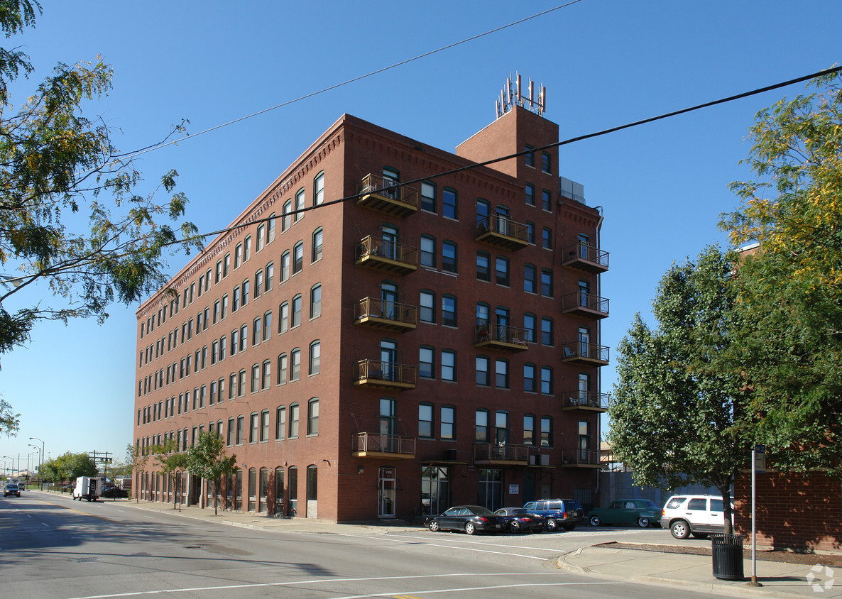Foto del edificio - Millenium Lofts