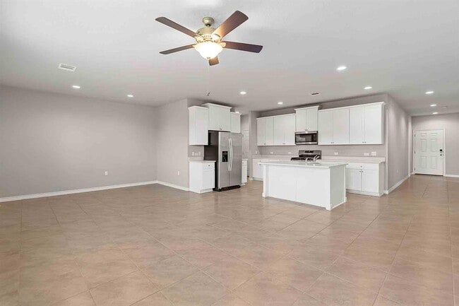 Foto del edificio - 11724 Saddle Rock Dr