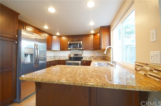 Building Photo - 3604 S Sea Breeze