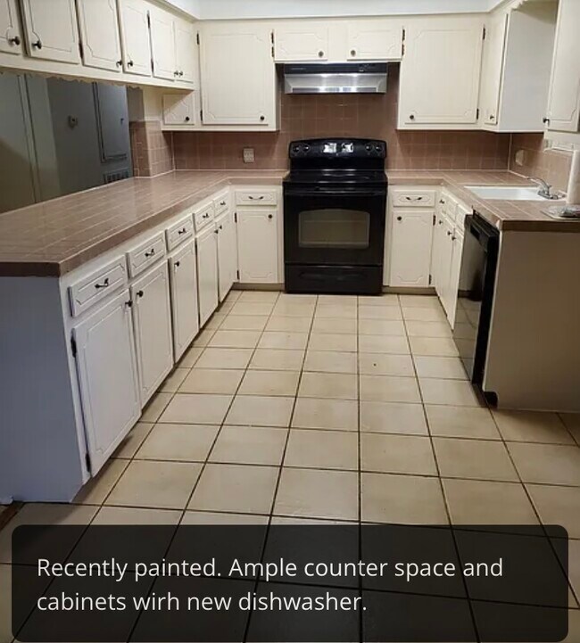 Foto del edificio - 13018 Forest Ln