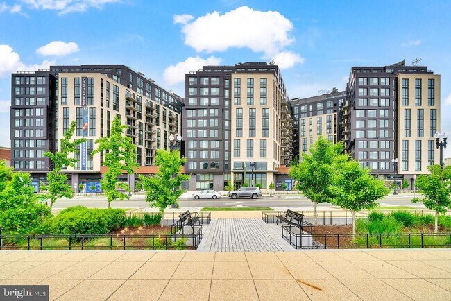 Foto del edificio - 113 Potomac Ave SW