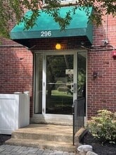 Building Photo - 296 Commercial St