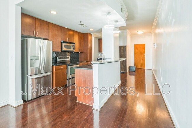 Foto del edificio - 361 17th St NW